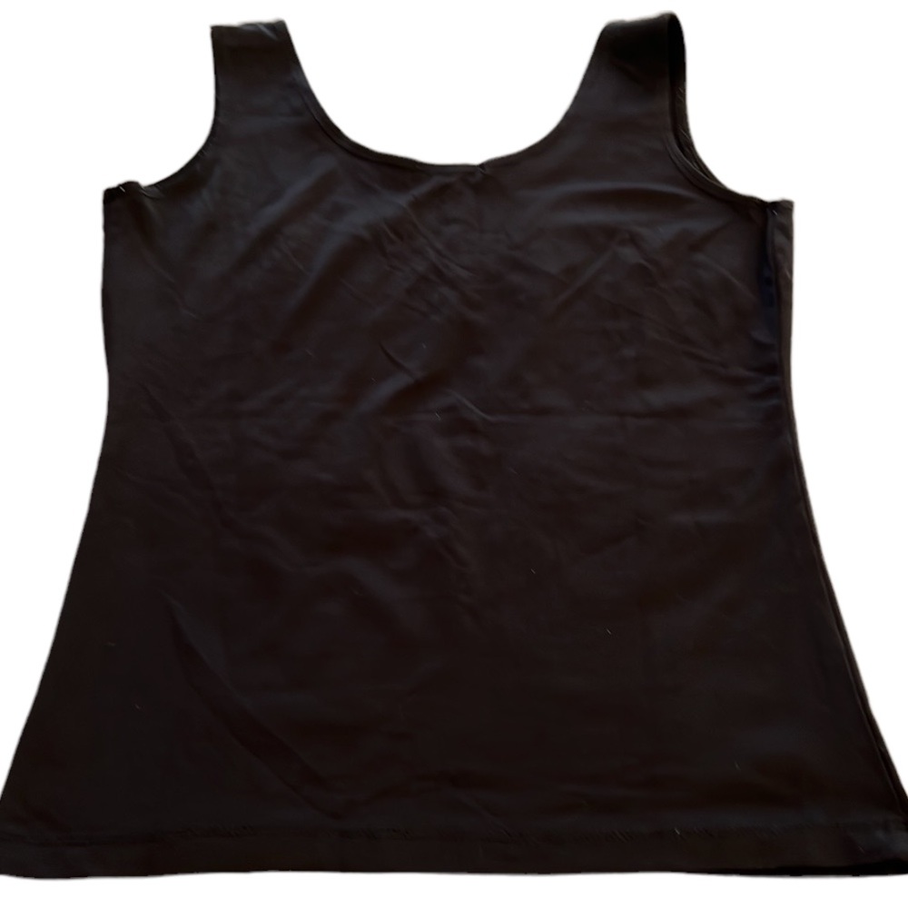 A’nue Ligne tank top. Nylon/Lycra stretch. Basic black for layering. Size S